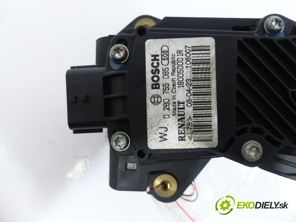 Renault Laguna III 2007-2015 2.0 DCI 150 HP  110 kW 2000 cm3  pedále  (Pedále)