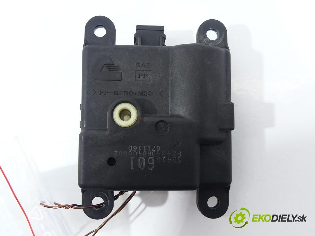 Renault Laguna III 2007-2015 2.0 DCI 150 HP  110 kW 2000 cm3  Motorček kúrenia 