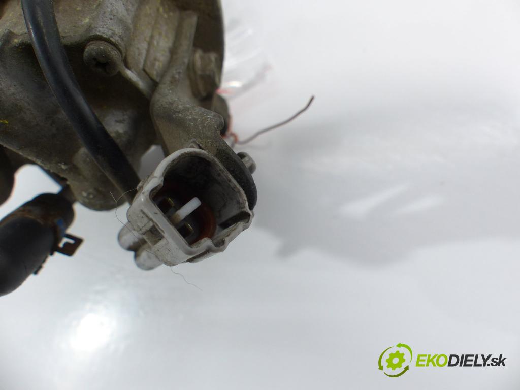 Toyota Corolla E15 2007-2014 1.4 D4D 90 HP 66 kW 1400 cm3 Obal filtra