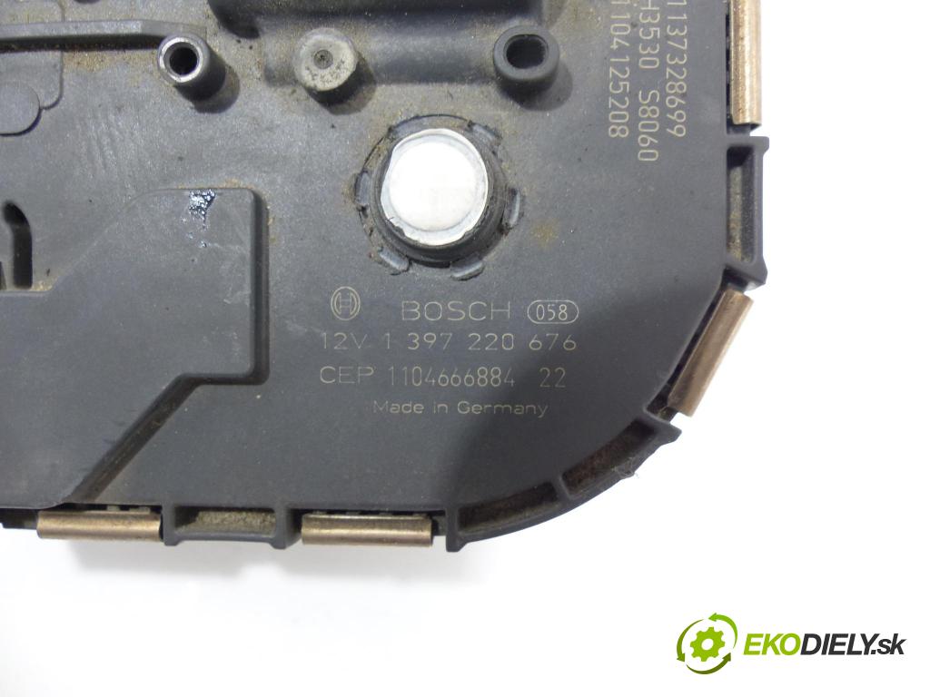 Ford S-max 1.6 8V TDCI 116 hp  85 kW 1600 cm3  motor stěračů přední část