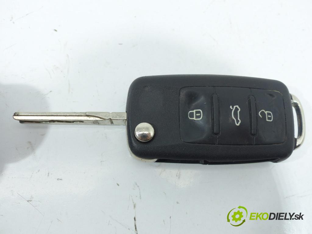 Skoda Roomster 1.2 TSI 105 HP  77 kW 1200 cm3  spinačka  (Spínacie skrinky a kľúče)