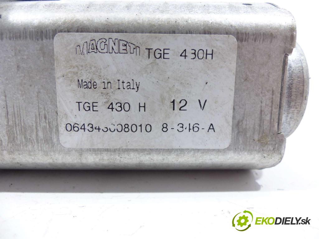 Lancia Y 1.2 16V 1200 cm3 motor stěrače zadní část