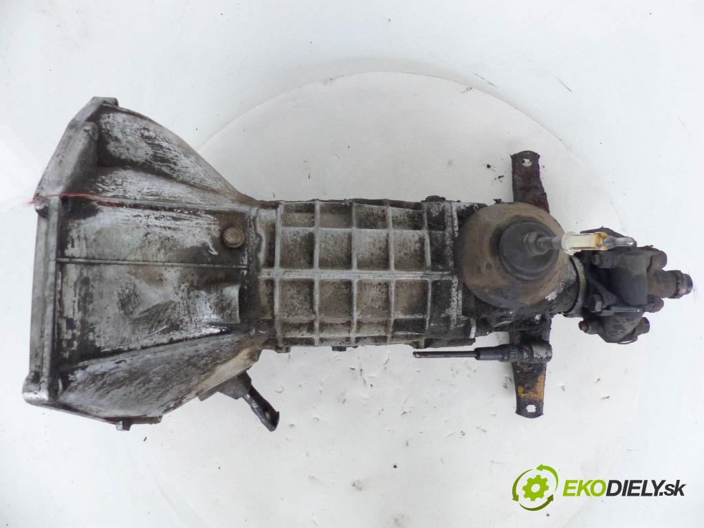 Lada 2105/2107 1.3 8V karburátor   1300 cm3  převodovka - manuální