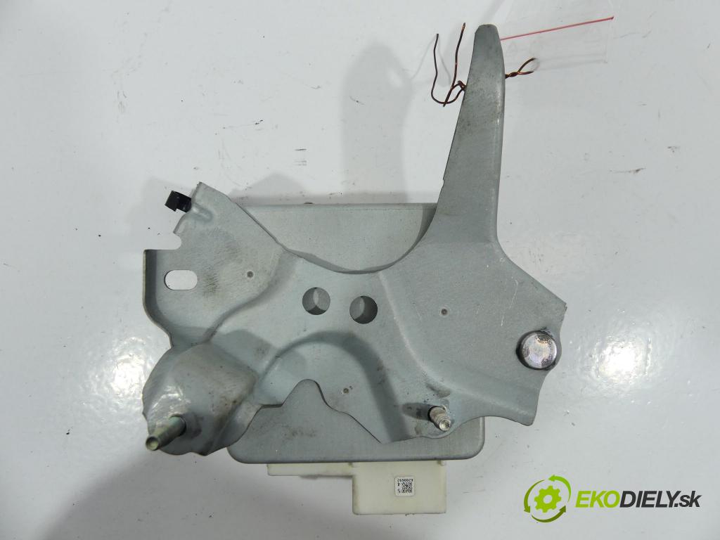 Toyota Yaris II 2005-2011 1.4 D4D 90 HP 66 kW 1400 cm3 Modul Riadiaca jednotka (Ostatné)