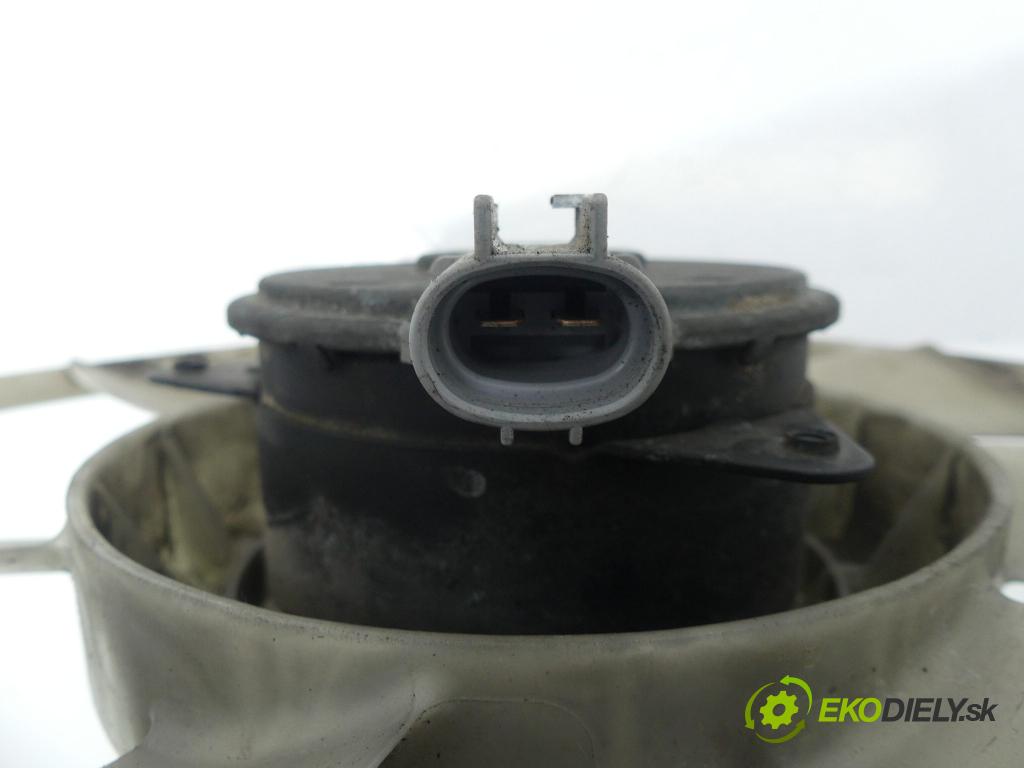 Toyota Yaris II 2005-2011 1.4 D4D 90 HP 66 kW 1400 cm3 Ventilátor chladiča