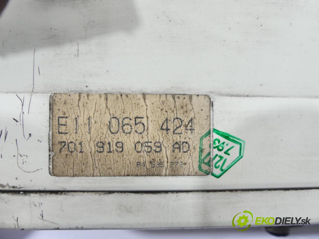 Vw Passat B3 1988-1993 2.0 8V 116 HP  85 kW 2000 cm3  Prístrojovka  (Prístrojové dosky, displeje)