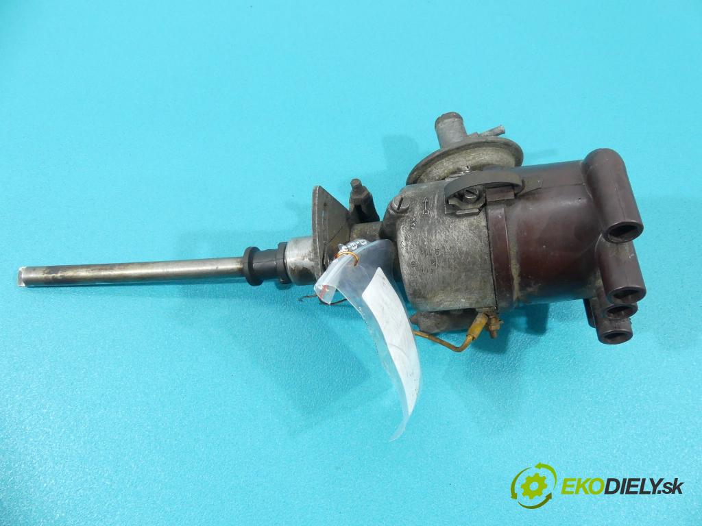 Żuk A-11 2.1 Karburátor   2100 cm3  Rozdeľovač -  (Rozdeľovače)