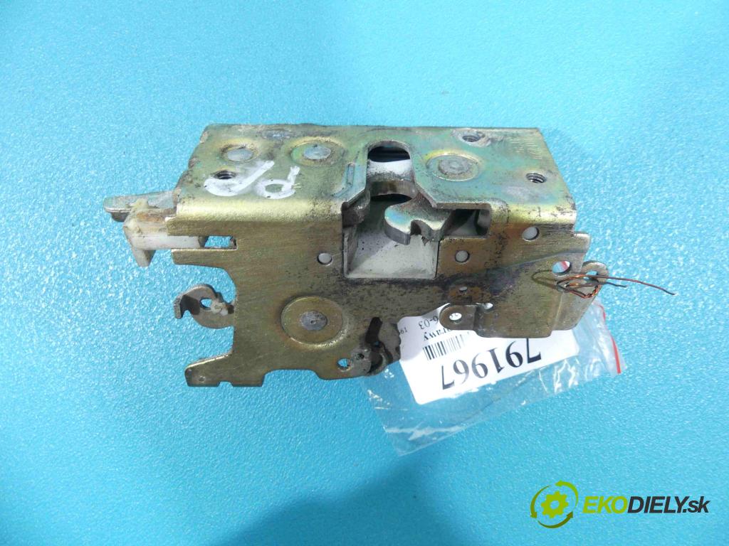 Mercedes Vito W638 1996-2003 2.2 CDI 122 HP  90 kW 2200 cm3  zámok predný pravy