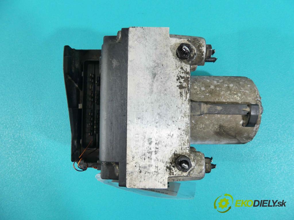 Audi A4 B5 1994-2001 1.6 8V 101 HP  74 kW 1600 cm3  Pumpa ABS  (Pumpy ABS)