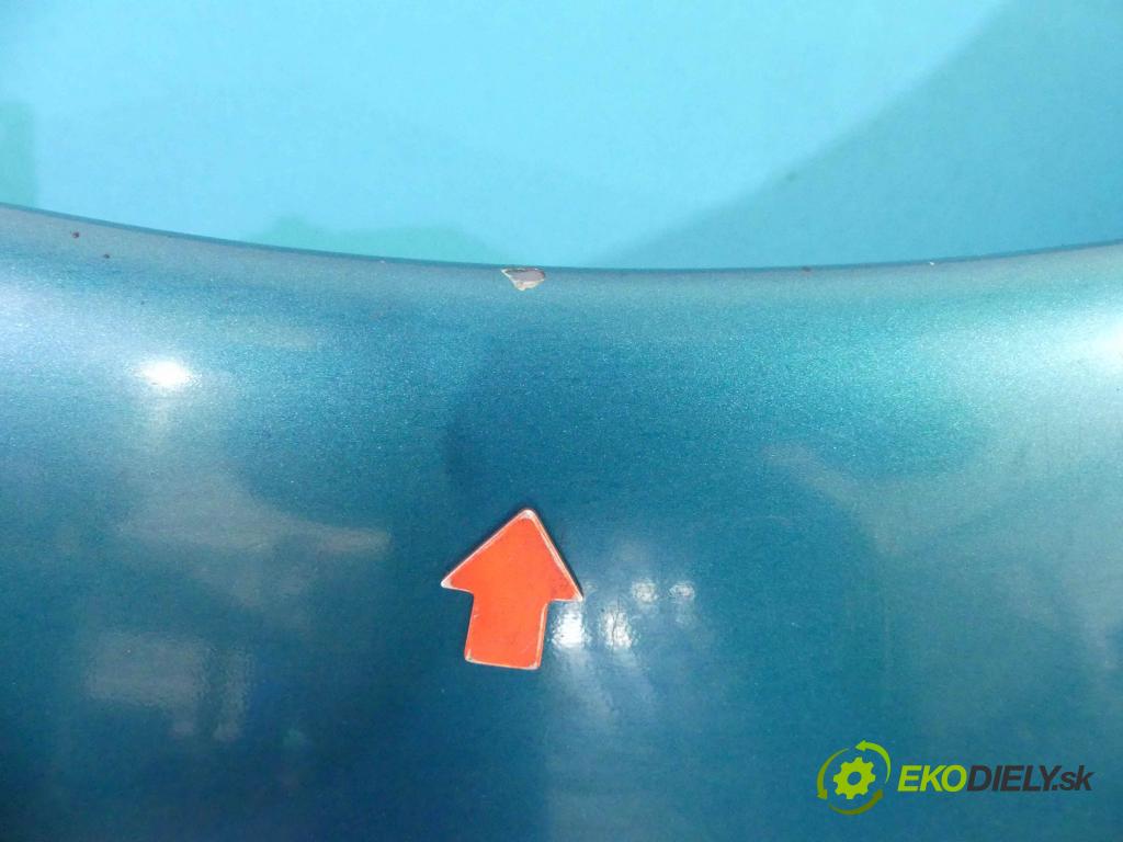 Mazda 323f 1.5B 88 hp  65 kW 1500 cm3  blatník přední část pravý