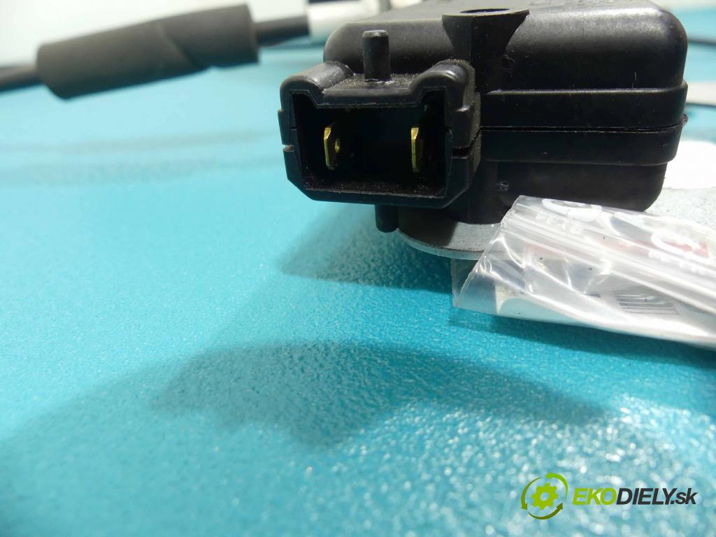 Fiat Ulysse II 2002-2010 2.0 JTD 109 HP manual 80 kW 1997 cm3  Kľučka vnútorná zad pravá  (Ostatné)