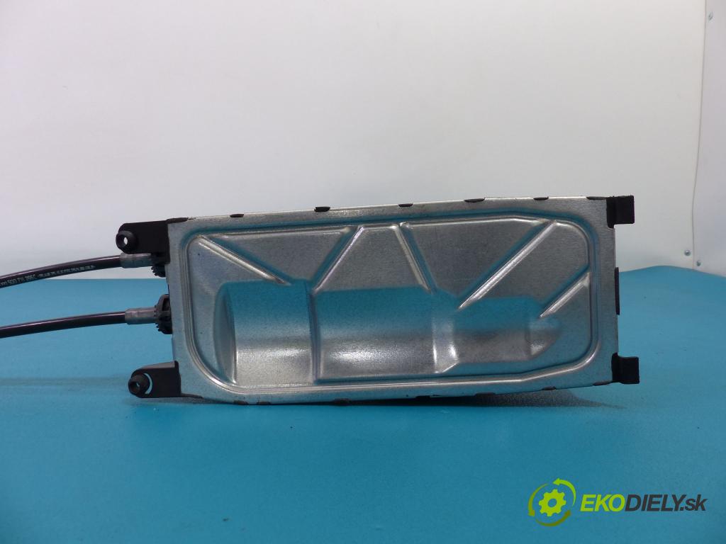 Skoda Octavia III 2013- 2.0 TDI 150 HP manual 110 kW 2000 cm3  Kulisa - - 5Q0711049AQ (Rýchlostné páky / kulisy)