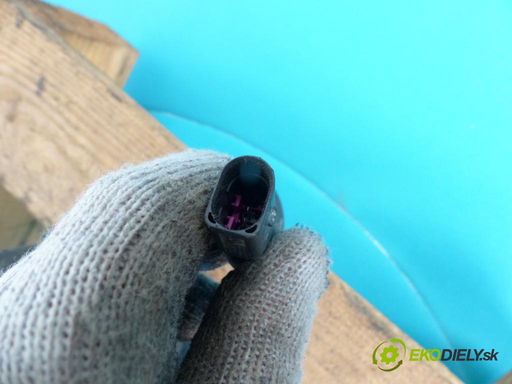 Vw Phaeton 5.0 TDI V10 313 HP automatic 230 kW 4921 cm3  Tlmič predný ľavy 3D0616039P (Ostatné)