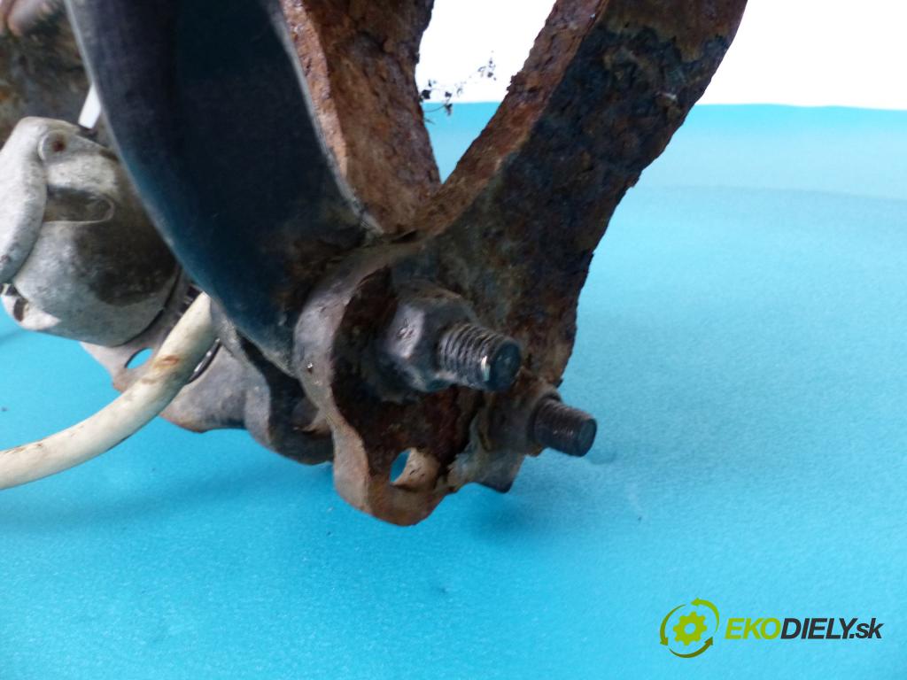 Nissan Primera P11 1996-2002 2.0 TD 90 hp manual 66 kW 1974 cm3  Hák tažné zařízení