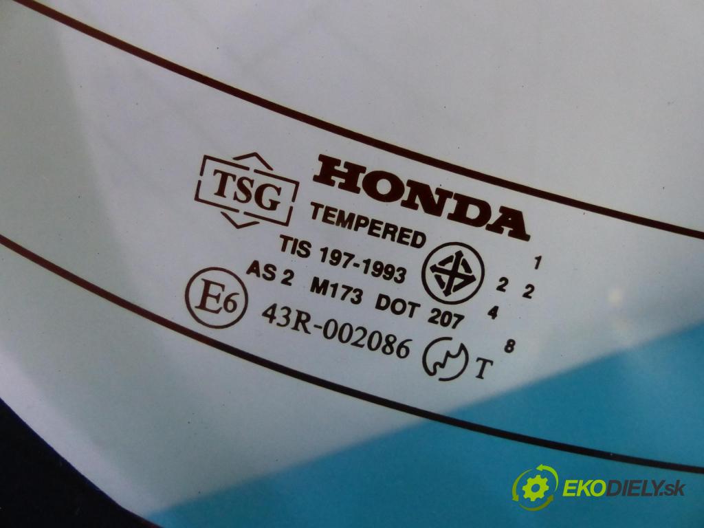 Honda City IV 02-08 1,4.0 16V - 83 HP manual 61 kW 1339 cm3  Okno zadná  (Sklá zadné)
