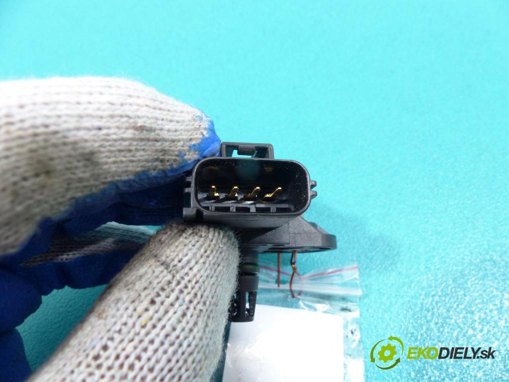 Volvo S60 II 10-18 2.0 D3 163 hp manual 120 kW 2000 cm3  snímač tlaku 0261230218 (Snímače tlaku)