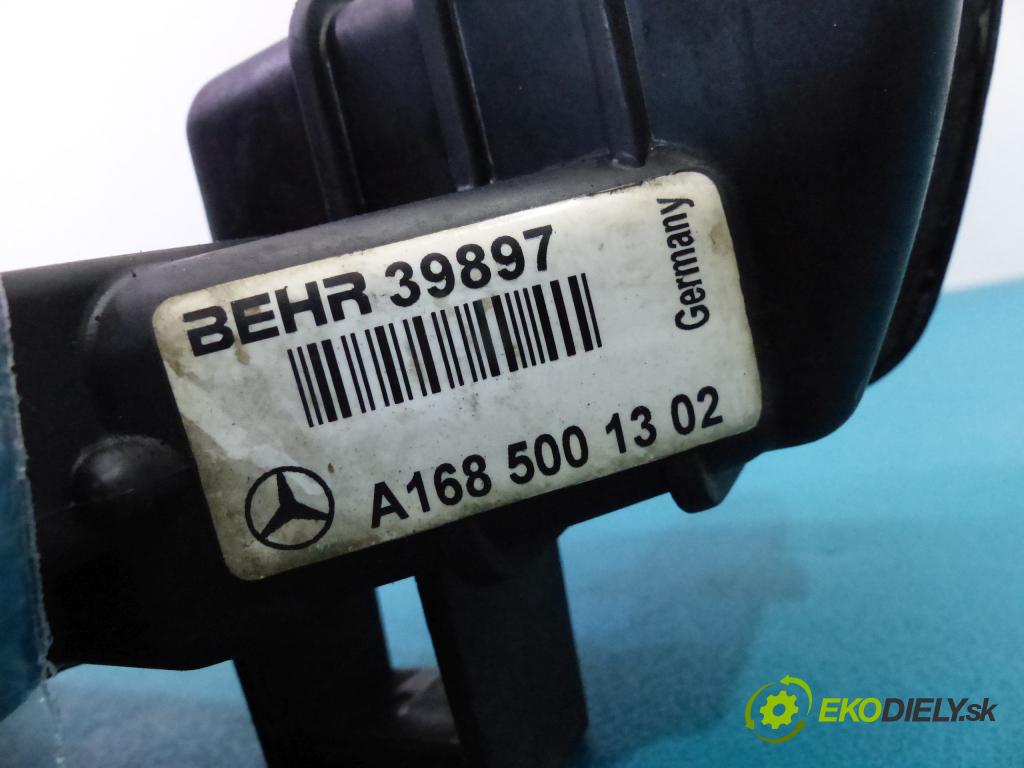 Mercedes A W168 1997-2004 1.7 CDI 90 HP manual 66 kW 1689 cm3  Chladič A1685001302 (Chladiče)