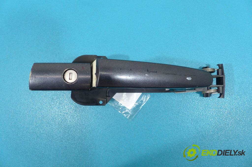 Fiat Ulysse II 2002-2010 2.0 JTD 109 HP manual 80 kW 1997 cm3  Kľučka predný ľavá strana vonkajšia  (Vonkajšie predné ľavé)