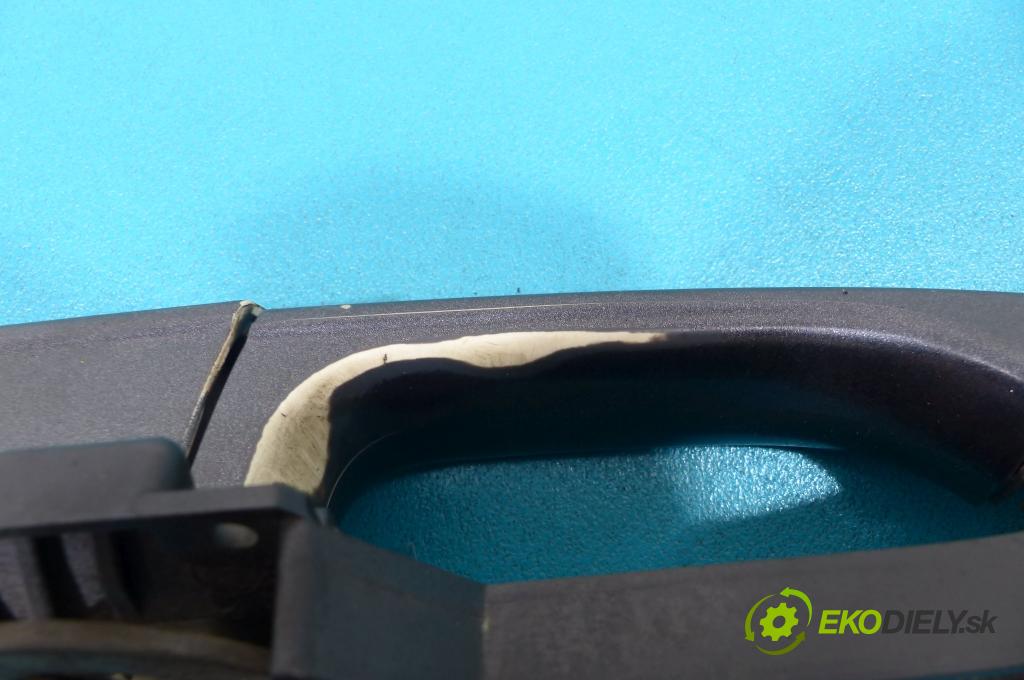 Fiat Ulysse II 2002-2010 2.0 JTD 109 HP manual 80 kW 1997 cm3  Kľučka predný ľavá strana vonkajšia  (Vonkajšie predné ľavé)