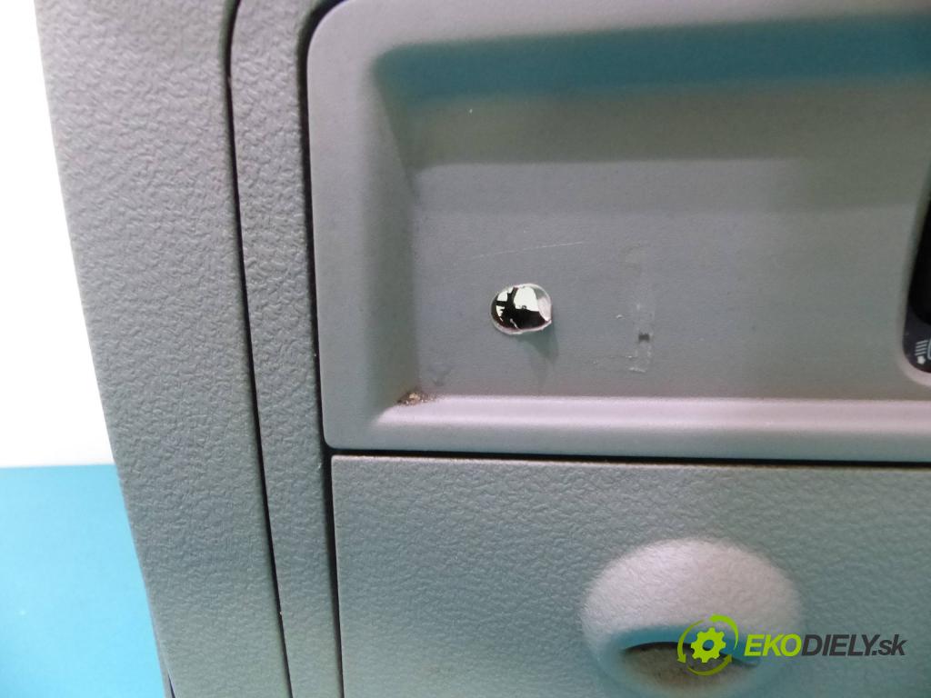 Renault Modus 1.6 16V - 88 HP manual 65 kW 1600 cm3 palubovka -