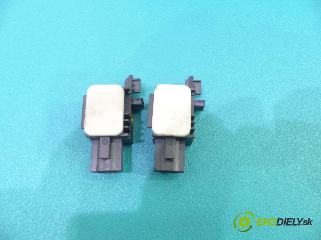 Renault Modus 1.6 16V - 88 HP manual 65 kW 1600 cm3 palubovka -