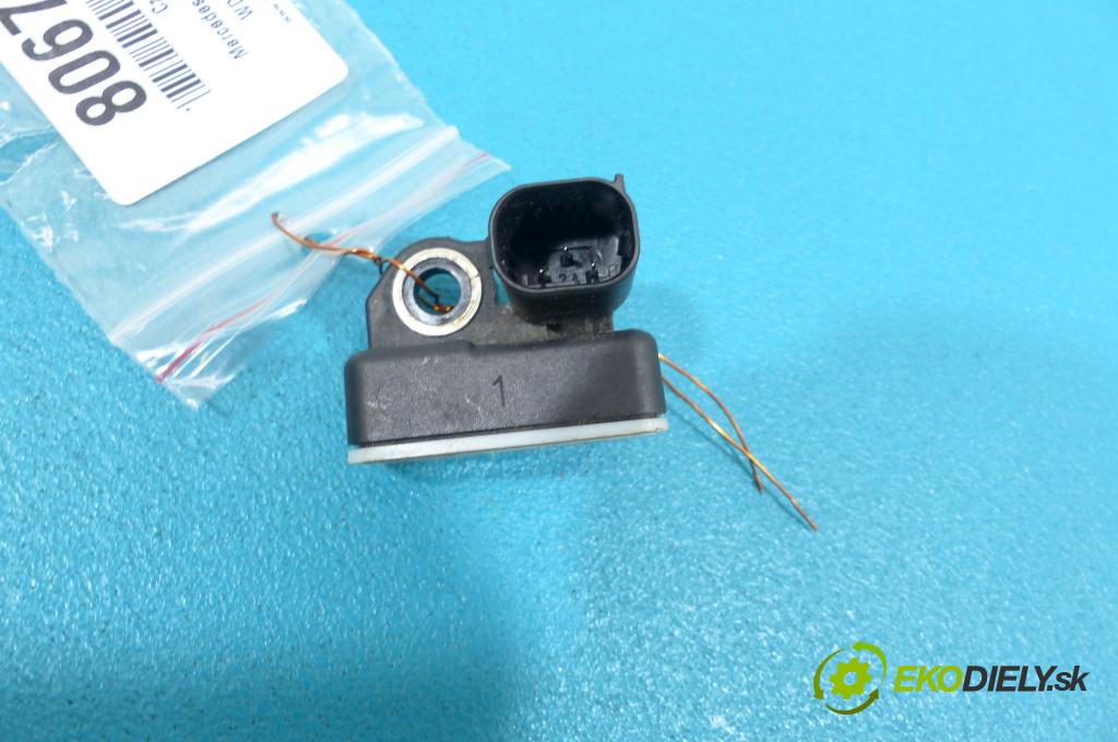 Mercedes E W212 2009-2016 5.5 V8 automatic 285 kW 5461 cm3  snímač A0055421218