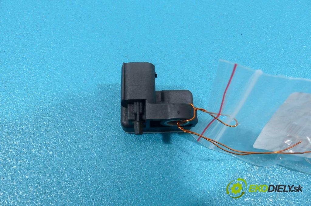 Mercedes E W212 2009-2016 5.5 V8 automatic 285 kW 5461 cm3  snímač A0055421218