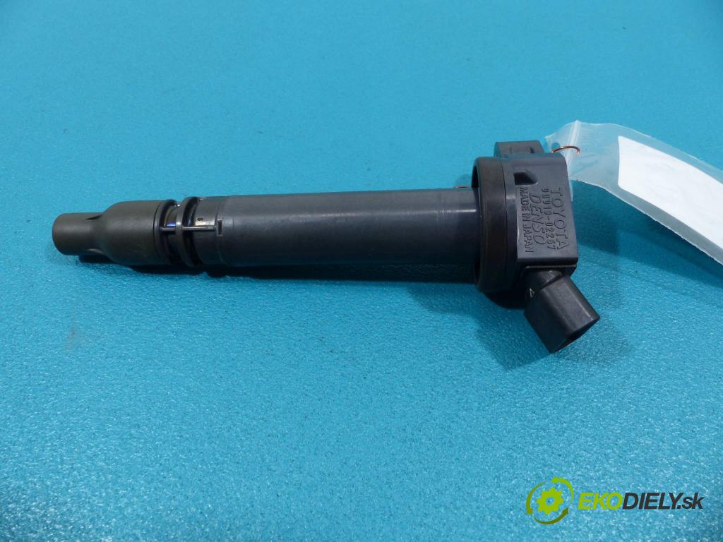 Toyota Urban Cruiser 1.3 16V vvt-i 101 hp manual 74 kW 1329 cm3  cívka zapalovací 90919-02257 (Zapalovací cívky, moduly)