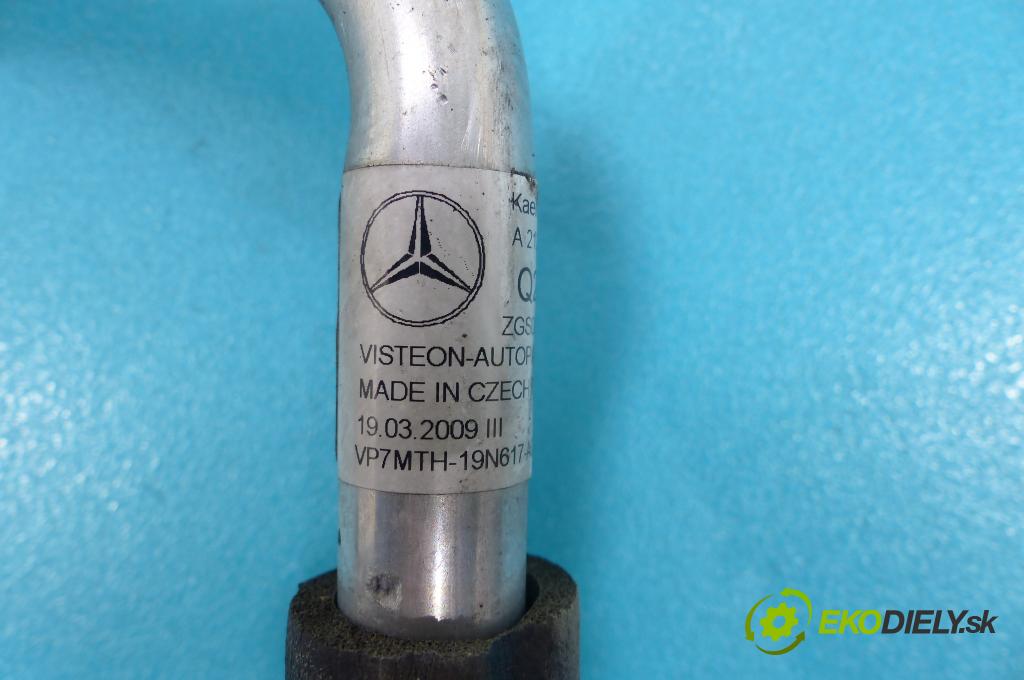 Mercedes E W212 2009-2016 5.5 V8 automatic 285 kW 5461 cm3  Rúrka klimatizácie A2128304315