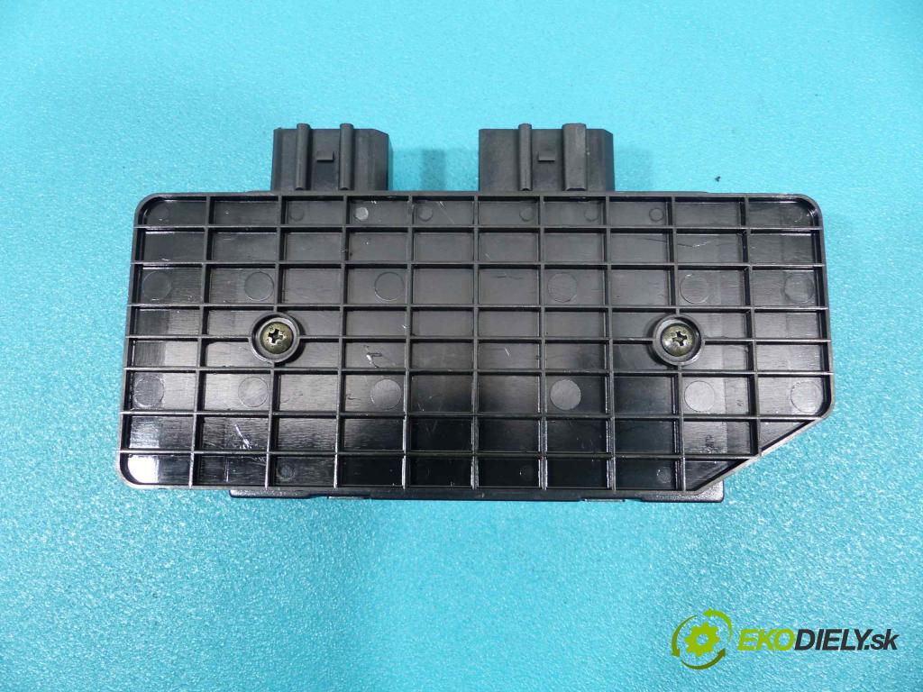 Vw Passat B5 1995-2005 1.8 T 150 HP automatic 110 kW 1781 cm3  Modul Riadiaca jednotka 1J0959799AJ (Ostatné)