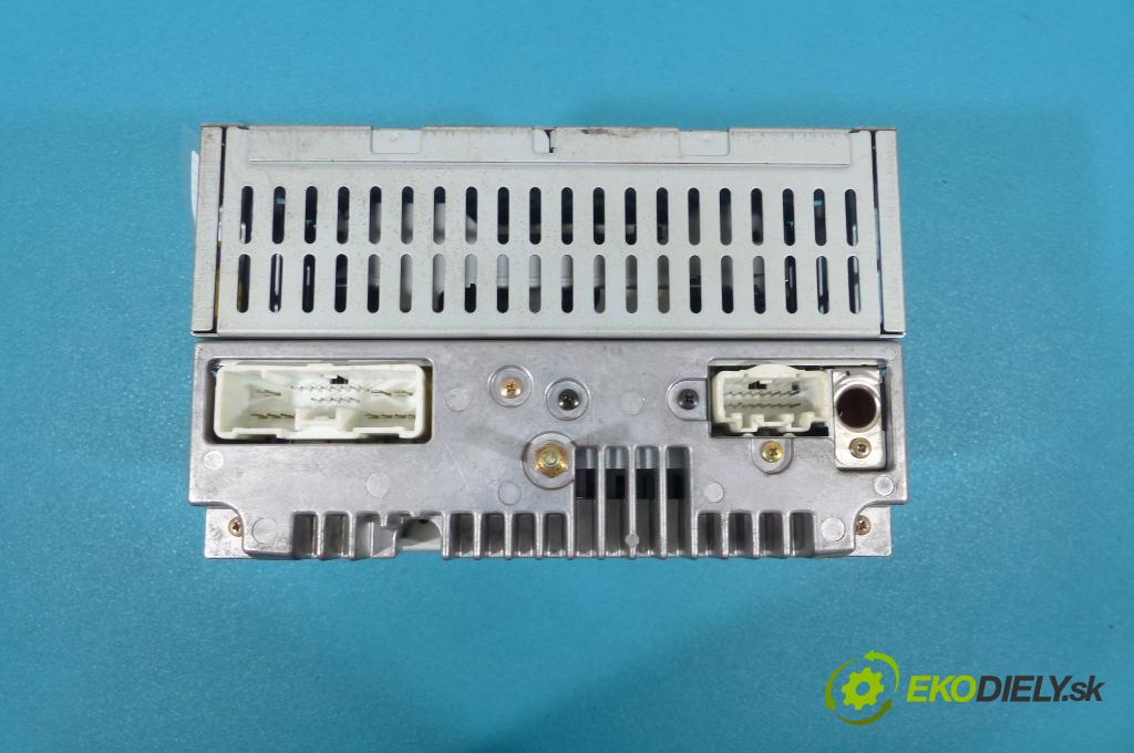 Mazda 626 2.0 DITD 110 HP manual 81 kW 1998 cm3  RADIO  (Audio zariadenia)