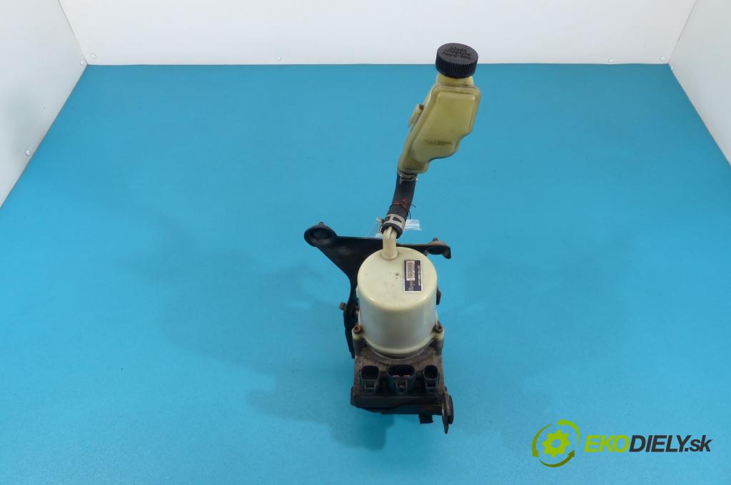 Mazda 3 I BK 2003-2009 2.3 16V - 160 hp automatic 118 kW 2260 cm3  pumpa servočerpadlo  (Servočerpadlá, pumpy řízení)