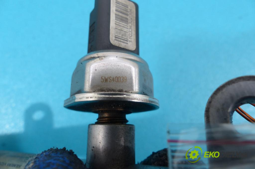 Peugeot 407 2.0 HDI 136 HP manual 100 kW 1998 cm3  Lišta vstrekovacia 9645689580 (Vstrekovacie lišty)