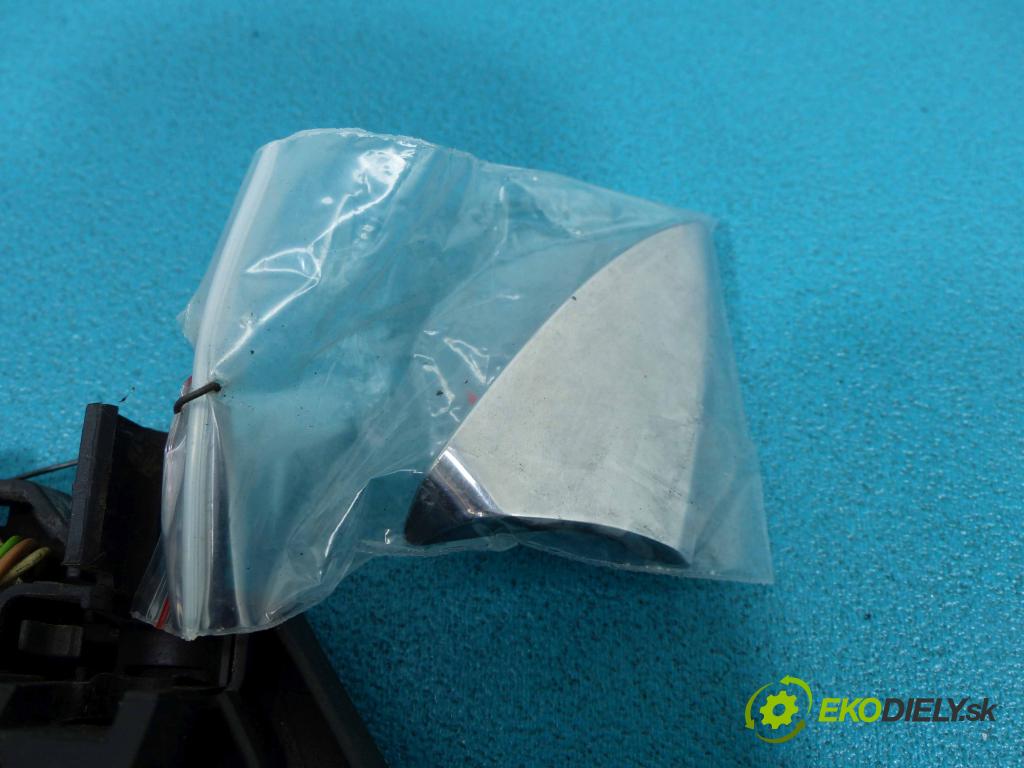 Mercedes S W221 05-13 3.0 CDI 235 HP automatic 173 kW 2987 cm3  Kľučka predný ľavá strana vonkajšia A2217601134 (Vonkajšie predné ľavé)