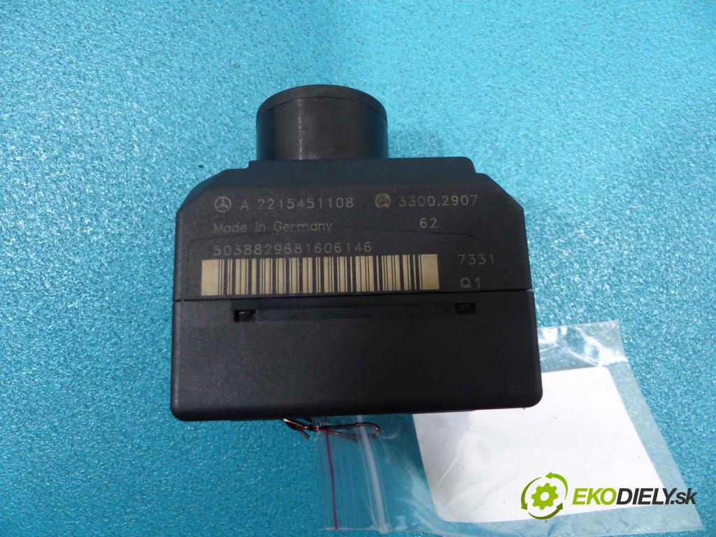 Mercedes S W221 05-13 3.0 CDI 235 hp automatic 173 kW 2987 cm3  spínačka A2215451108 (Spínací skříňky a klíče)