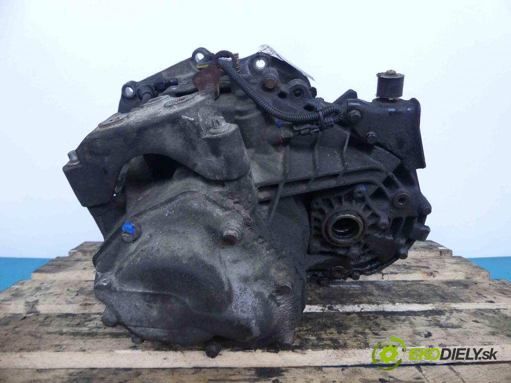 Opel Zafira A 1999-2005 2.2 DTI 125 HP manual 92 kW 2172 cm3  Prevodovka - manuálne 13104951