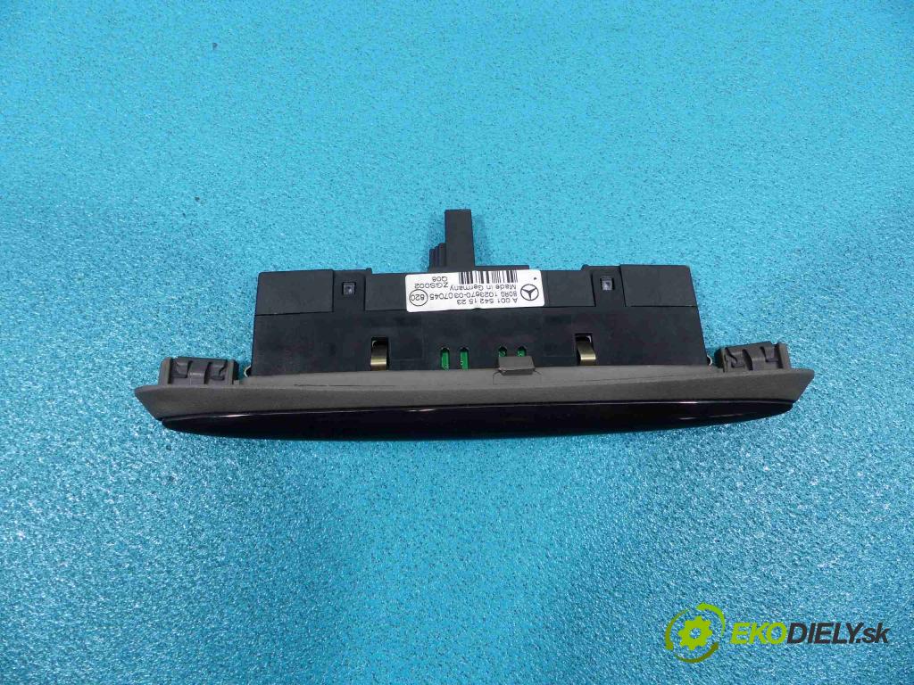 Jeep Grand cherokee WK 2004-2010 3.0 CRD 218 hp automatic 160 kW 2987 cm3  Displej A0015421523 (Přístrojové desky, displeje)