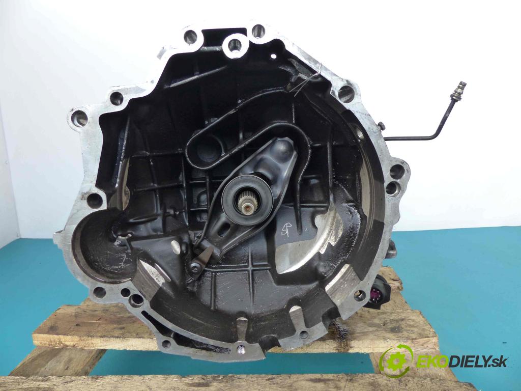 Audi A6 C5 1997-2004 2.5 TDI 179km manual 132 kW 2496 cm3  Prevodovka - manuálne FGZ