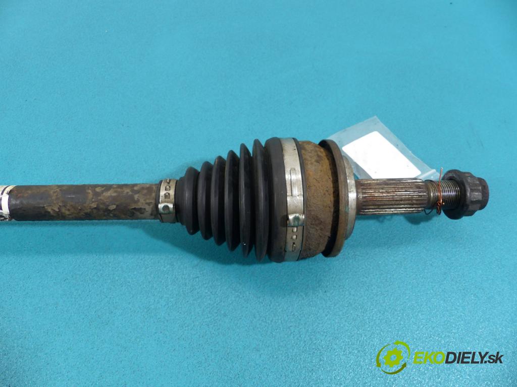 Toyota Corolla E15 2007-2014 1.4 16V - 97 HP manual 71 kW 1398 cm3  Poloos ľavá strana  (Poloosy)