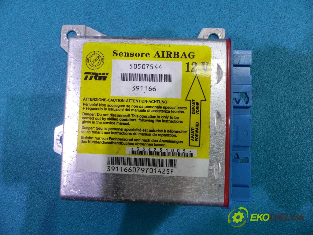 Alfa romeo 159 2.4 JTDM manual 154 kW 2387 cm3  palubovka -