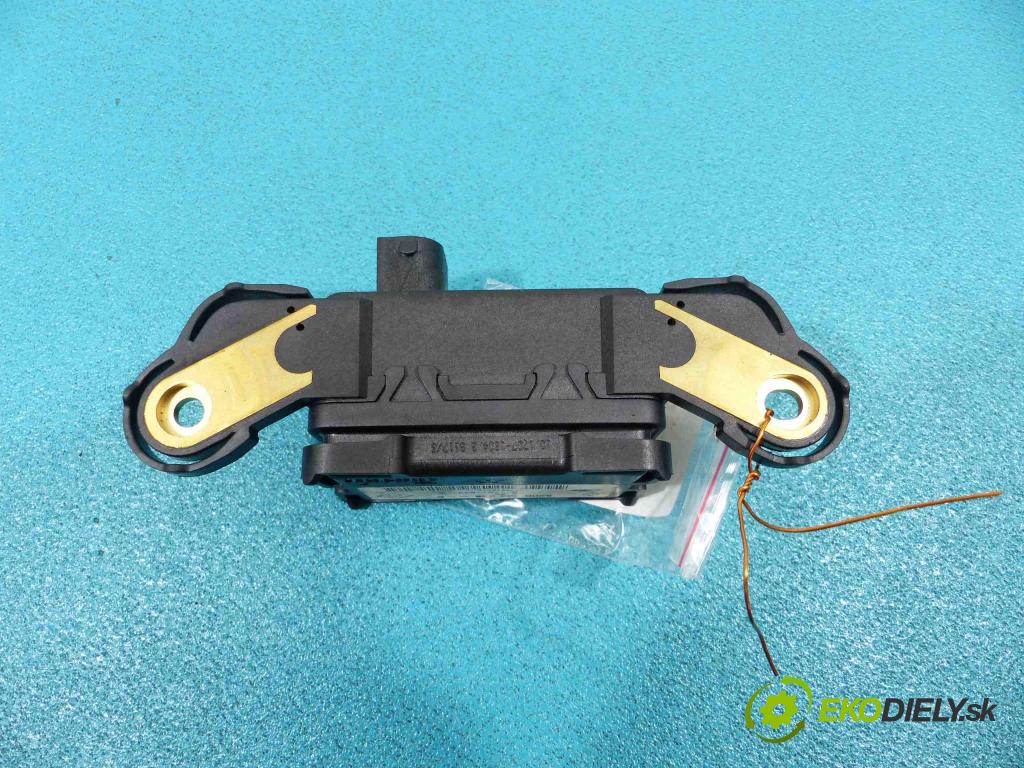 Renault Laguna II 2001-2007 2.0 DCI 150 hp manual 110 kW 1995 cm3  snímač ESP 8200404858C