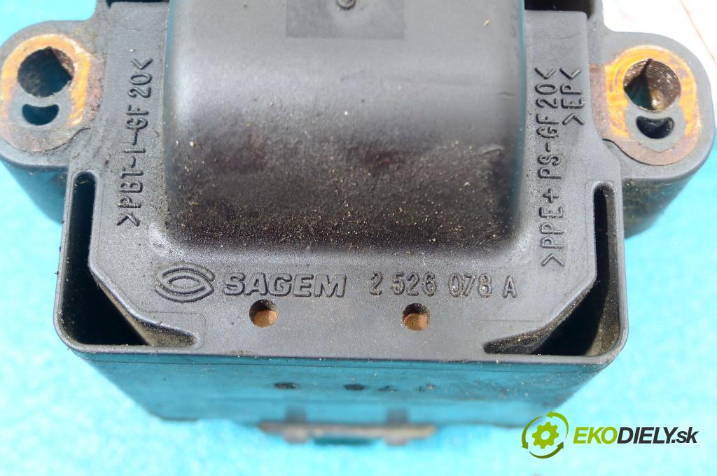 Renault Twingo I 1996-2003 1,2.0 8V 54 HP manual 40 kW 1149 cm3  Cievka zapaľovacia 7700872449E (Zapaľovacie cievky, moduly)