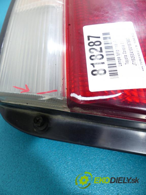 Toyota Corolla E10 1,4.0 16V 88 HP manual 65 kW 1332 cm3  Svetlo zad pravá  (Ostatné)