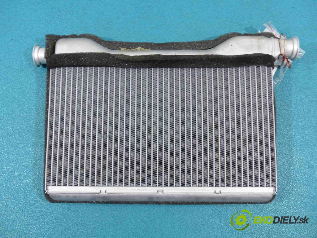 Bmw 5 f10 2010-2017 2.0D 218 HP automatic 160 kW 1995 cm3  Výhrevné teleso, radiátor kúrenia  (Radiátory kúrenia)
