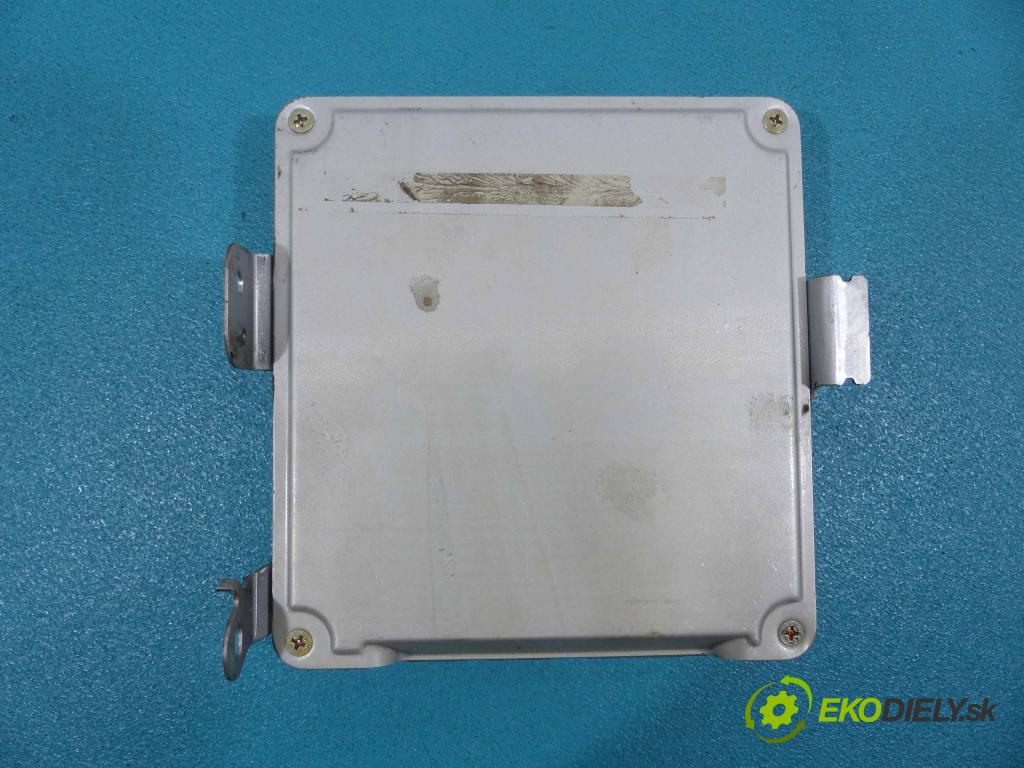 Toyota Corolla E10 1.6 16V - 103 HP manual 76 kW 1587 cm3  Jednotka riadiaca 89661-02170