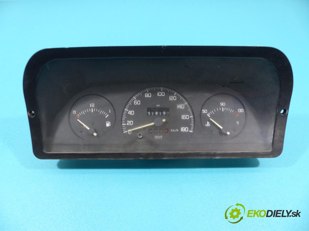 Peugeot Boxer I 1994-2006 2.4 TD 107 HP manual 79 kW 2446 cm3  prístrojovka  (Přístrojové desky, displeje)