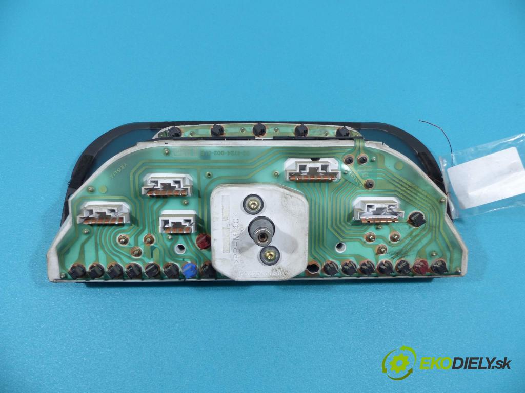 Peugeot Boxer I 1994-2006 2.4 TD 107 HP manual 79 kW 2446 cm3  prístrojovka  (Přístrojové desky, displeje)