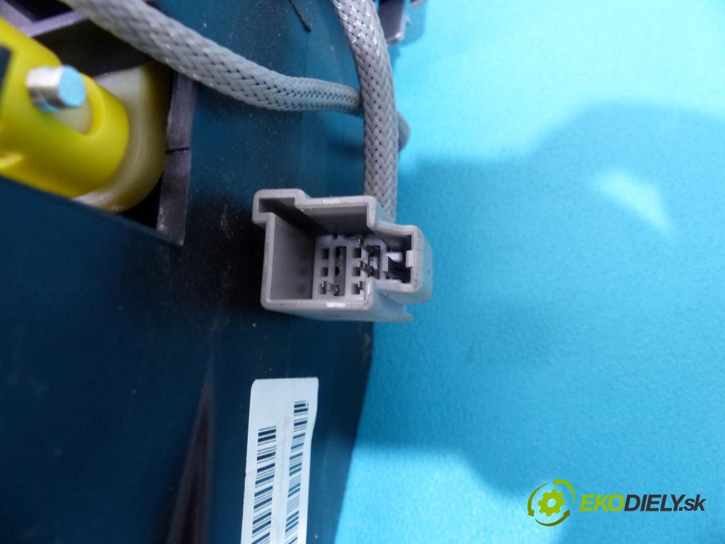 Volvo XC90 I 2002-2014 2.4 d5 200 HP automatic 147 kW 2400 cm3  Kulisa - - 30759239 (Rýchlostné páky / kulisy)