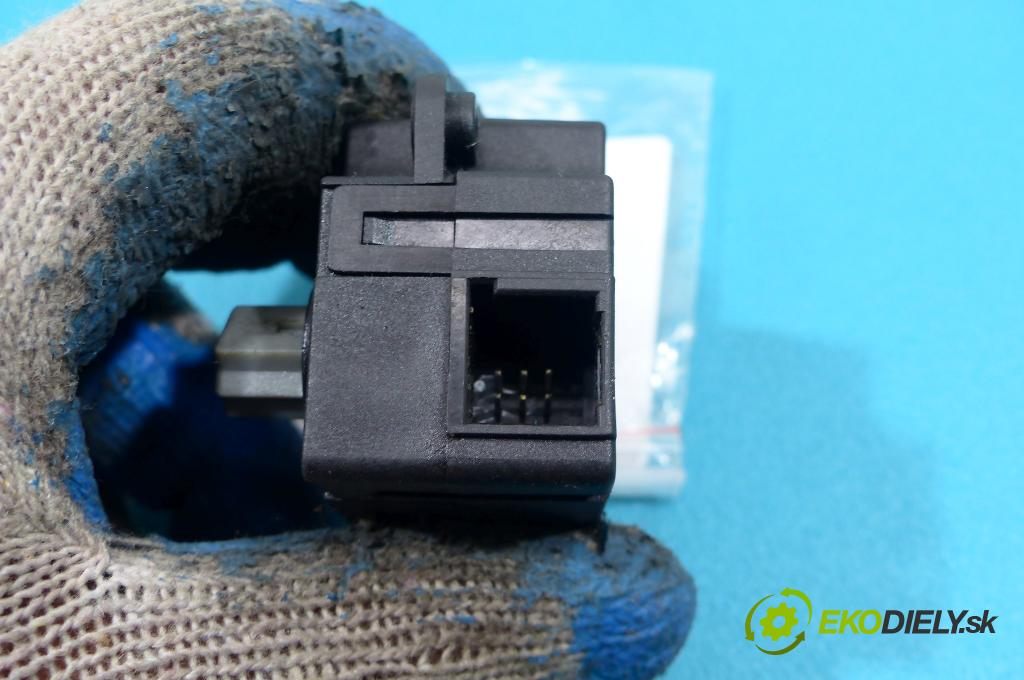 Renault Scenic III 09-16 1.5 DCI 106 hp manual 78 kW 1461 cm3  motorek topení T1006419G