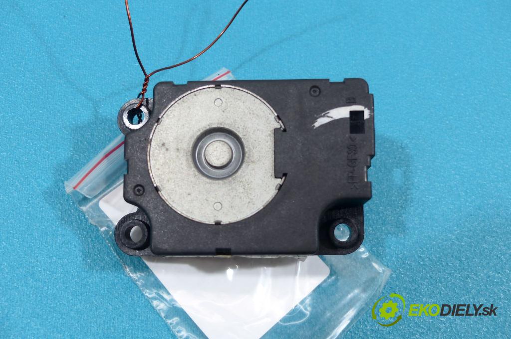 Renault Scenic III 09-16 1.5 DCI 106 hp manual 78 kW 1461 cm3  motorek topení T1006419G